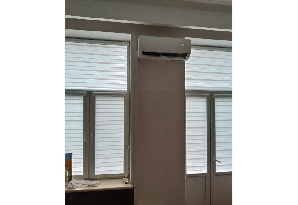 Монтаж  спліт систем MIDEA Blank 09 у львові
