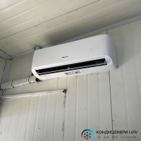 <Монтаж інверторного кондиціонера Hisense Easy Smart у Львові (МАФ)