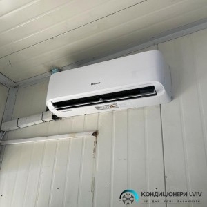 <Монтаж інверторного кондиціонера Hisense Easy Smart у Львові (МАФ)