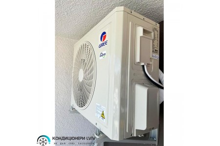 Монтаж Gree Cosmo GWH09AWСXB-K6DNA1A/I в квартирі у Львові