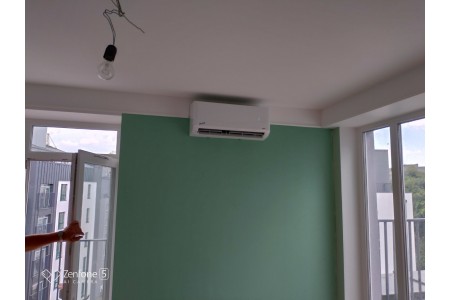 Монтаж кондиціонера Neoclima серия Therminator 3.2 Inverter NS/NU-12EHXIw1
