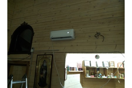 Монтаж кондиціонера Therminator 3.2 NS/NU-12AHEw в церкві
