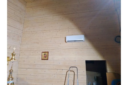Монтаж кондиціонера Therminator 3.2 NS/NU-12AHEw в церкві