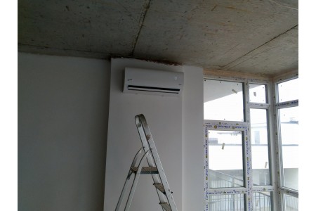 Монтаж кондиціонера  NEOCLIMA THERMINATOR 3.2 NS/NU-12EHXIW в новобудові Винники