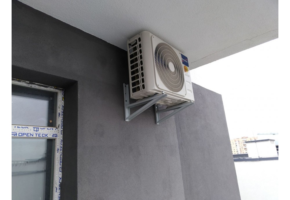 Монтаж кондиціонера  NEOCLIMA THERMINATOR 3.2 NS/NU-12EHXIW в новобудові Винники