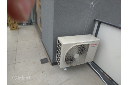 Монтаж кондиціонера Toshiba J2KVRG Shorai Premium  RAS-B13J2KVRG-E/RAS-13J2AVRG в новобудові Львова